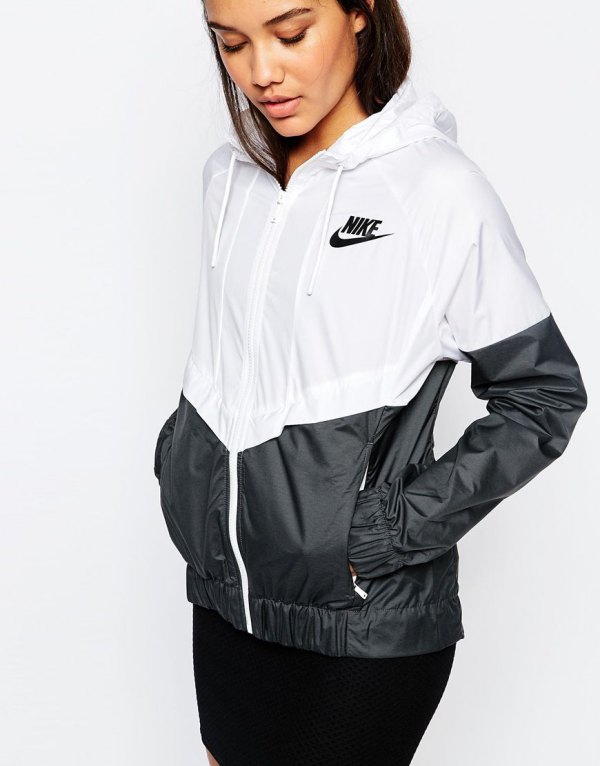 Black and White Windbreaker
  Outfit Ideas for Women