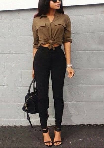 Black High Waisted Jeans
  Outfits for  Ladies