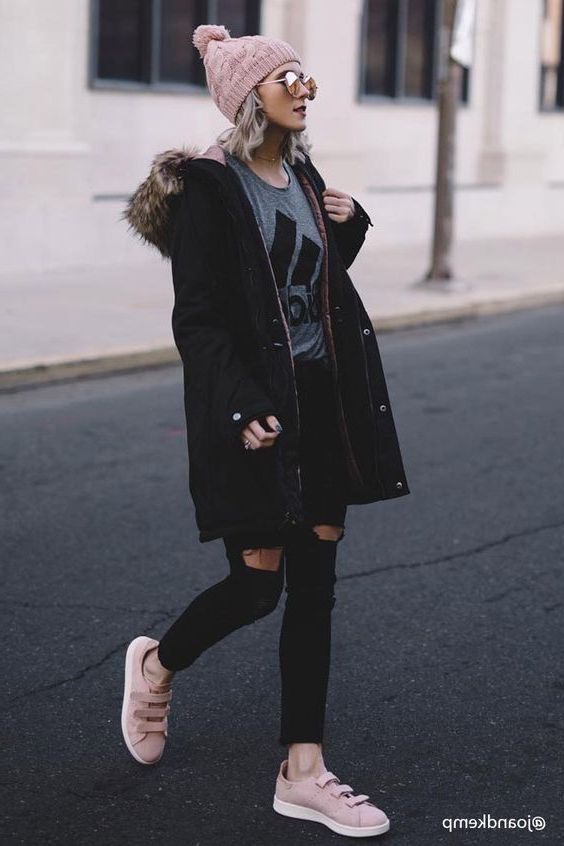 Black Parka Jacket Outfit
  Ideas for Women