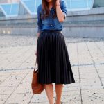 the–one: Black Pleated Skirt via Shein She looks great in a knee .