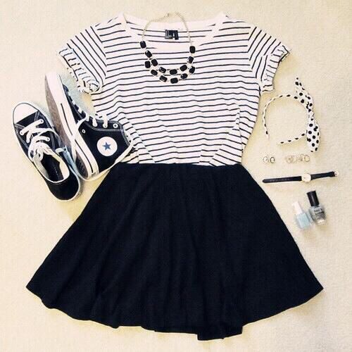 How to Style Black Skater Skirt: Best Outfit Ideas - FMag.c