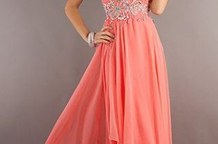 coral prom dress. ABSOLUTELY love :) Coral Dresses #2dayslook .