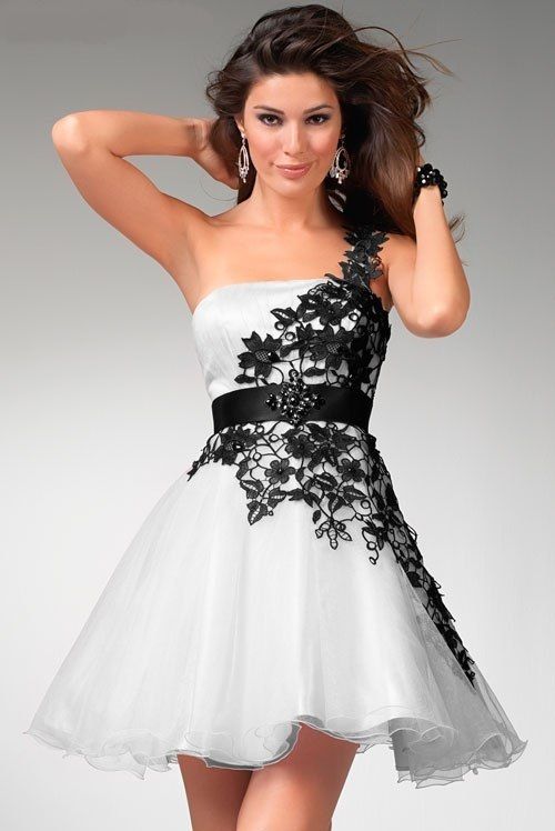 Latest Designer Short Prom Dress Ideas for Girls | Black and white .