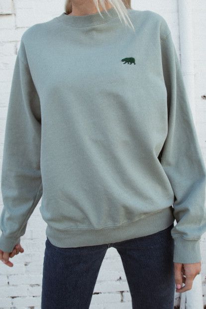 Embroidered Sweatshirt Casual Outfits