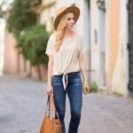 18 Amazing Outfit Ideas With Gold Sandals - Styleohol