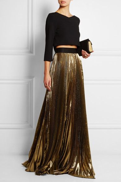 Pleated gold maxi skirt. … | Maxi skirt outfits, Fashion, Skirt .
