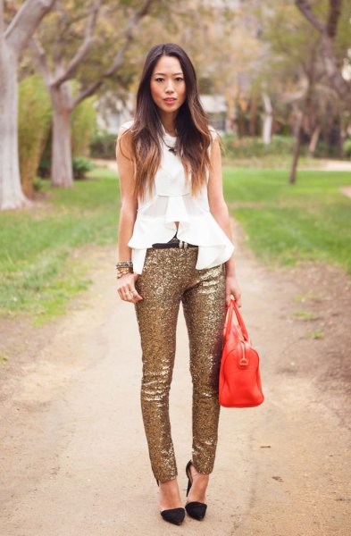 How to Style Gold Pants: Best 13 Amazing Outfit Ideas for Women .