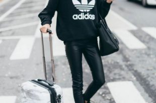 13 Best Graphic Sweatshirt Outfit Ideas: Style Guide for Ladies .