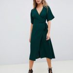 Missguided | Missguided exclusive tie waist midi dress in green .