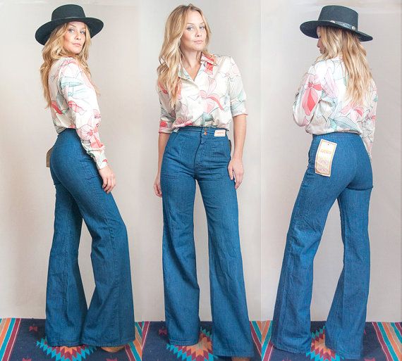 70s High Waisted Bell Bottom Jeans Small XS by ClassicRockCouture .