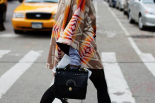 How to Style Hooded Poncho: 12 Boho and Interesting Outfits - FMag.c