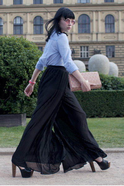 How to Wear H&M Pleated Palazzo Pants Pants - Search for H&M .