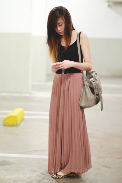 15 Amazing Ideas on How to Wear Pleated Palazzo Pants - FMag.c