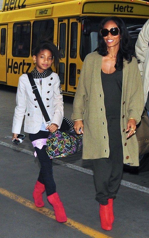 MOMMY&ME FASHION: WILLOW AND JADA WEAR RED ANKLE BOO