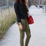 10+ Cozy Winter Outfits To Copy ASAP | Fashion, Khaki skinny jeans .