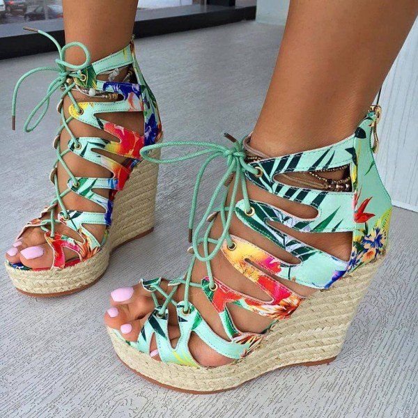 Lace Up Wedge Sandals Outfits
  Ideas