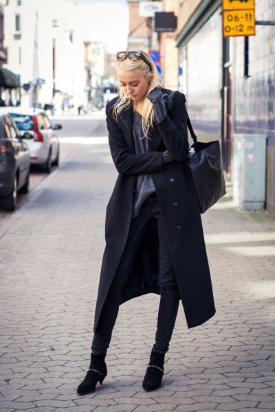 How to Style Long Black Coat: 13 Amazing Outfit Ideas for Ladies .