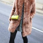 23 Chic Ways to Wear Faux Fur Coats (con imágenes) | Abrigos de .