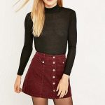 Mini Skirt Outfit Casual | A line skirt outfits, Burgundy skirt .