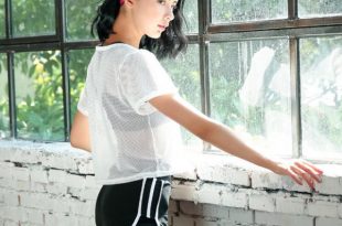 How to Wear White Mesh Top: 15 Sexy & Casual Outfits - FMag.c