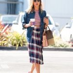 18 Celebrity Summer Outfit Ideas with Mid-Length Skirts | Styles .