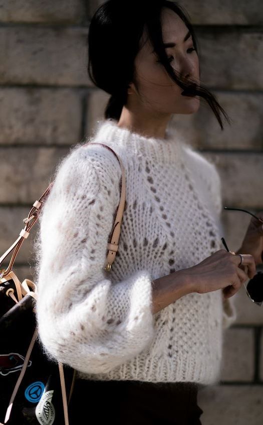 30+ Outfit Ideas On How To Wear Chunky Knits | Knit fashion .