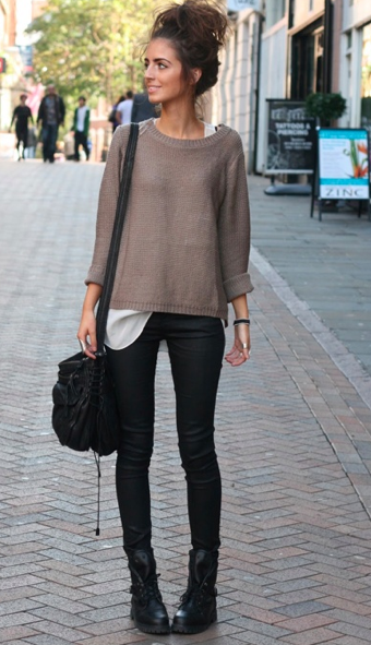 hello style sister! skinny waxed black jeans, moto boots, simple .