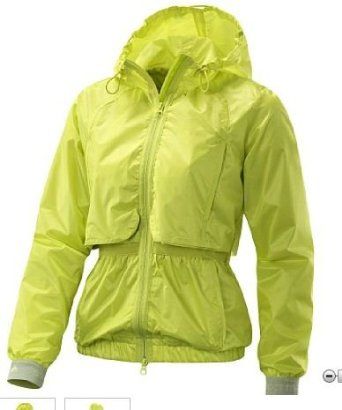Nylon Jacket Sporty Outfit
  Ideas for Women