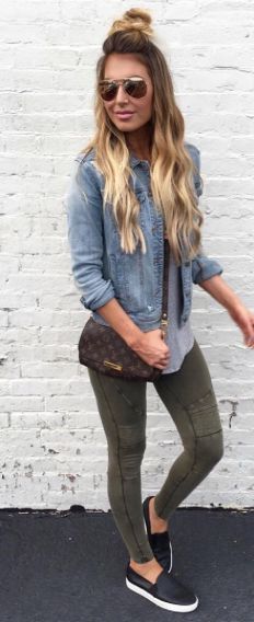 RENNegade Olive Green Leggings in 2020 | Casual summer outfits .