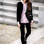 18 Women Outfit Ideas With Hoodies - Styleohol