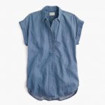 Short-sleeve popover shirt in chambray | Chambray shirt outfits .