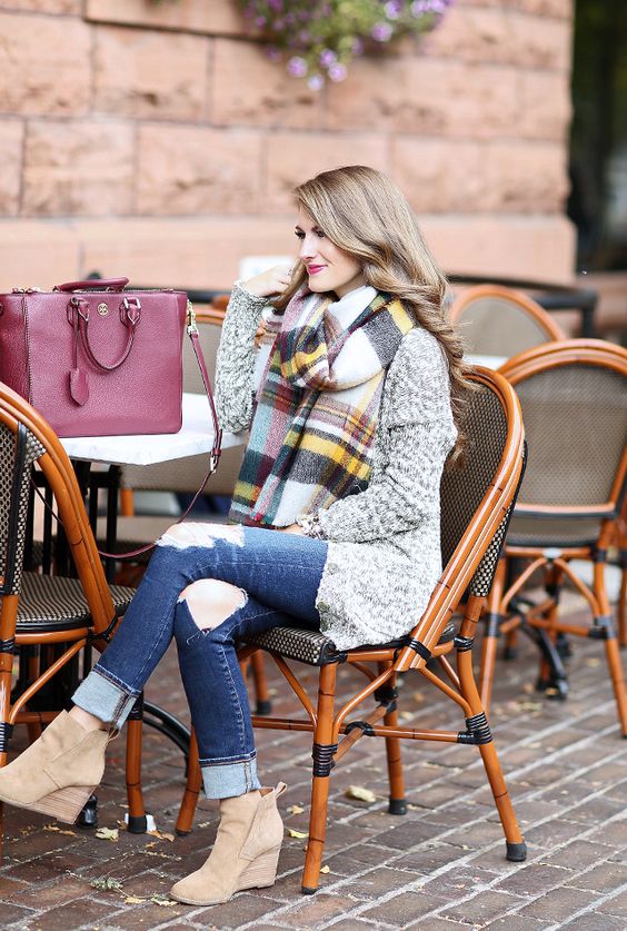 27 Blanket Scarf Looks To Rock This Fall - Styleohol