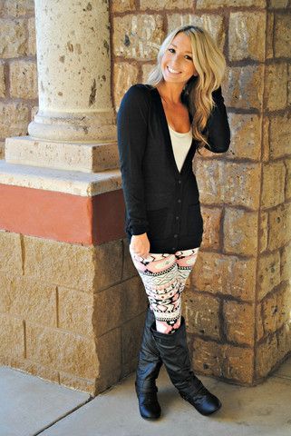 24 Casual Leggings Outfit Ideas You'll Look Awesome In | Patterned .