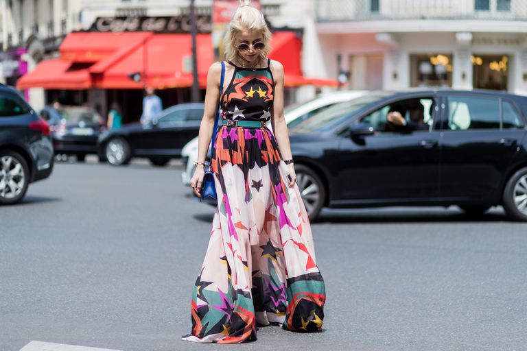What Is a Maxi Dress and How to Style