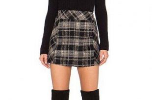 How to Style Black and White Plaid Skirt: Outfit Ideas | Plaid .