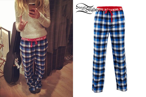 Ellie Goulding: Blue Plaid Pajama Pants | Steal Her Sty