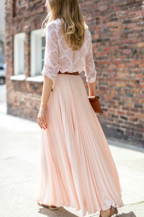 16 Beautiful Maxi Skirt Outfits for Summer - crazyfor