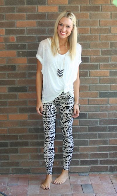 Printed Leggings Outfit Ideas
