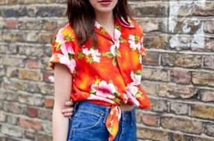 How to Style Red Hawaiian Shirt: Best 10 Cheerful & Sharp Outfits .
