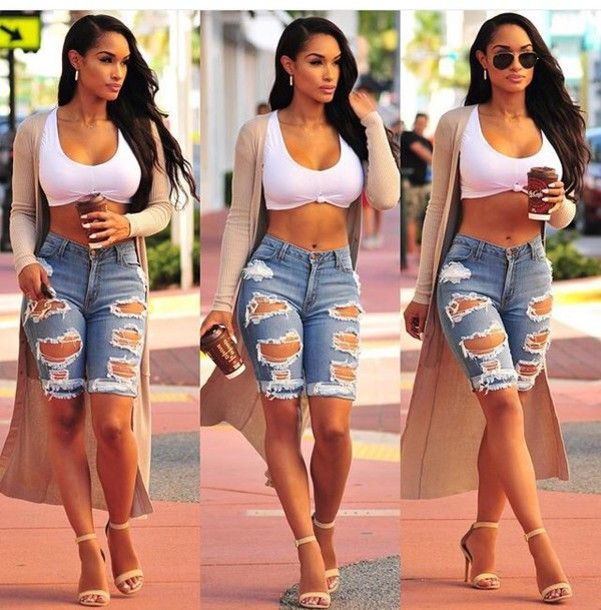 Ripped Jean Shorts Outfit
  Ideas for Women
