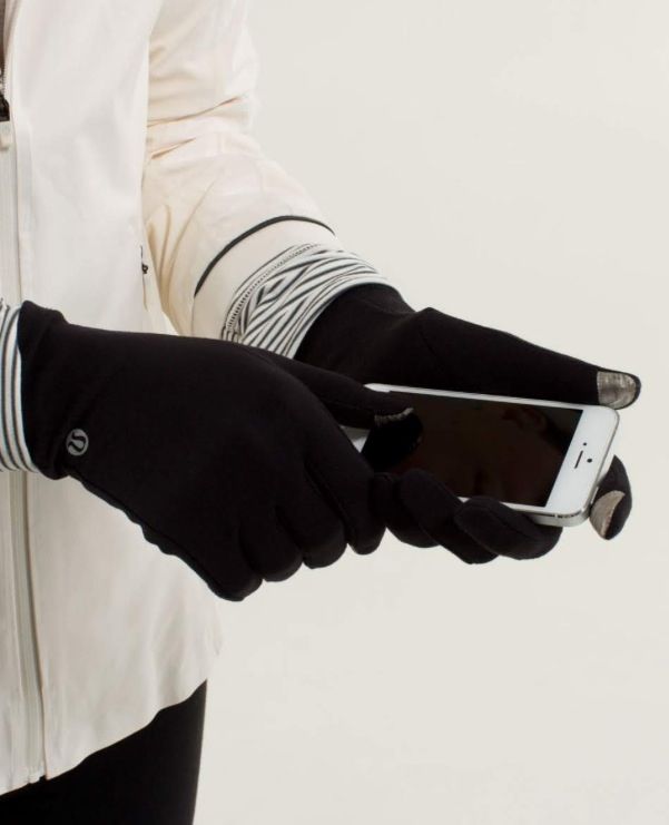 Run with me gloves | Running gloves, Athletic apparel, Fitness fashi