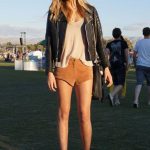 Suede Shorts Outfit Ideas 2020 | FashionTasty.c
