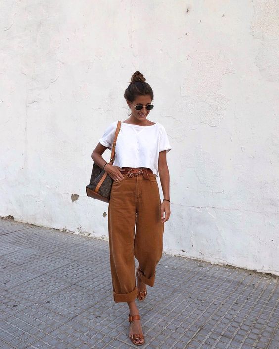 spring summer 2019 outfit ideas. women simple casual outfit .
