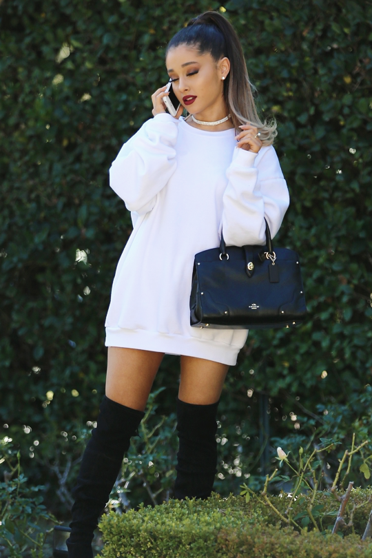 Pin by Supreme God on Ariana Grande (With images) | Ariana grande .