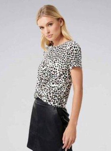 5 Standard Work Outfit Ideas. This soft leopard print twist front .