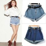 Style: Fashion Women's Denim short Jeans. 2: The real color of the .