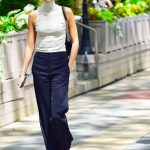 12 Tips To Wear Sleeveless Tops 2020 | FashionTasty.c
