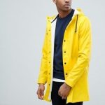 How To Wear a Yellow Raincoat With a White Crew-neck T-shirt For .