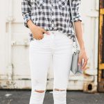 What To Wear With White Jeans Right Now 2020 | FashionGum.c