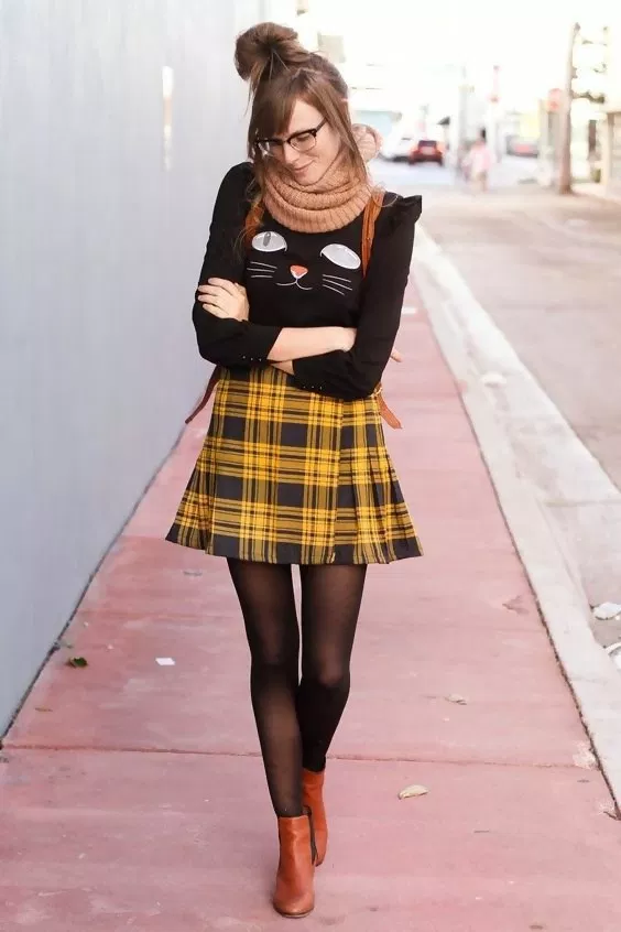 Yellow Plaid Skirt Outfit
  Ideas